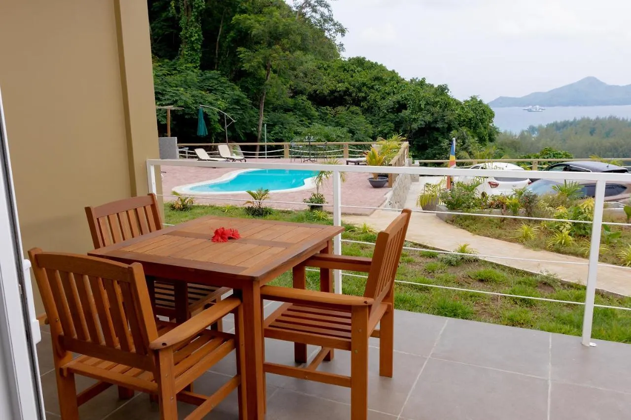 Auguste Holiday Residence Anse Etoile