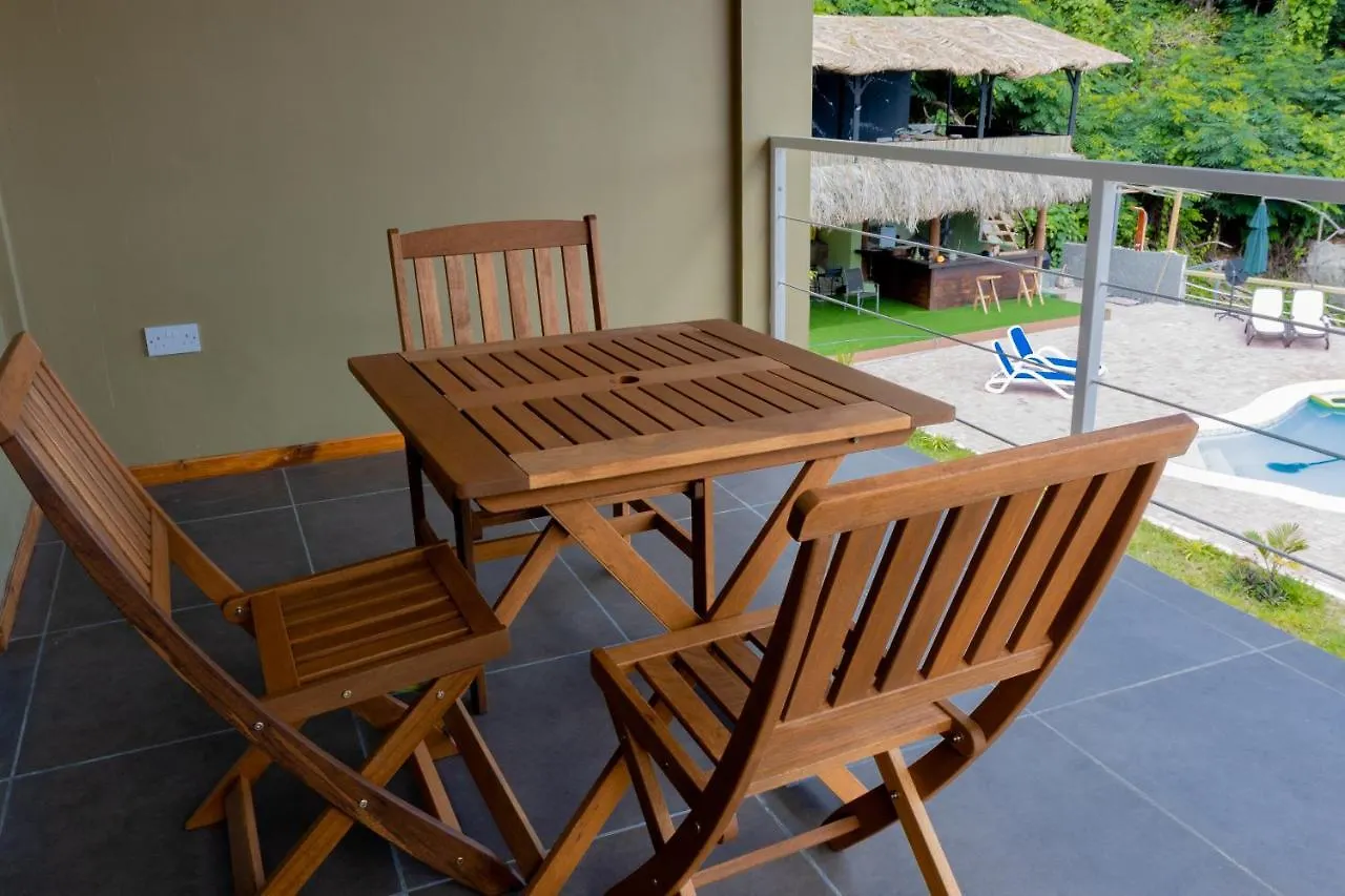 Auguste Holiday Residence סיישל