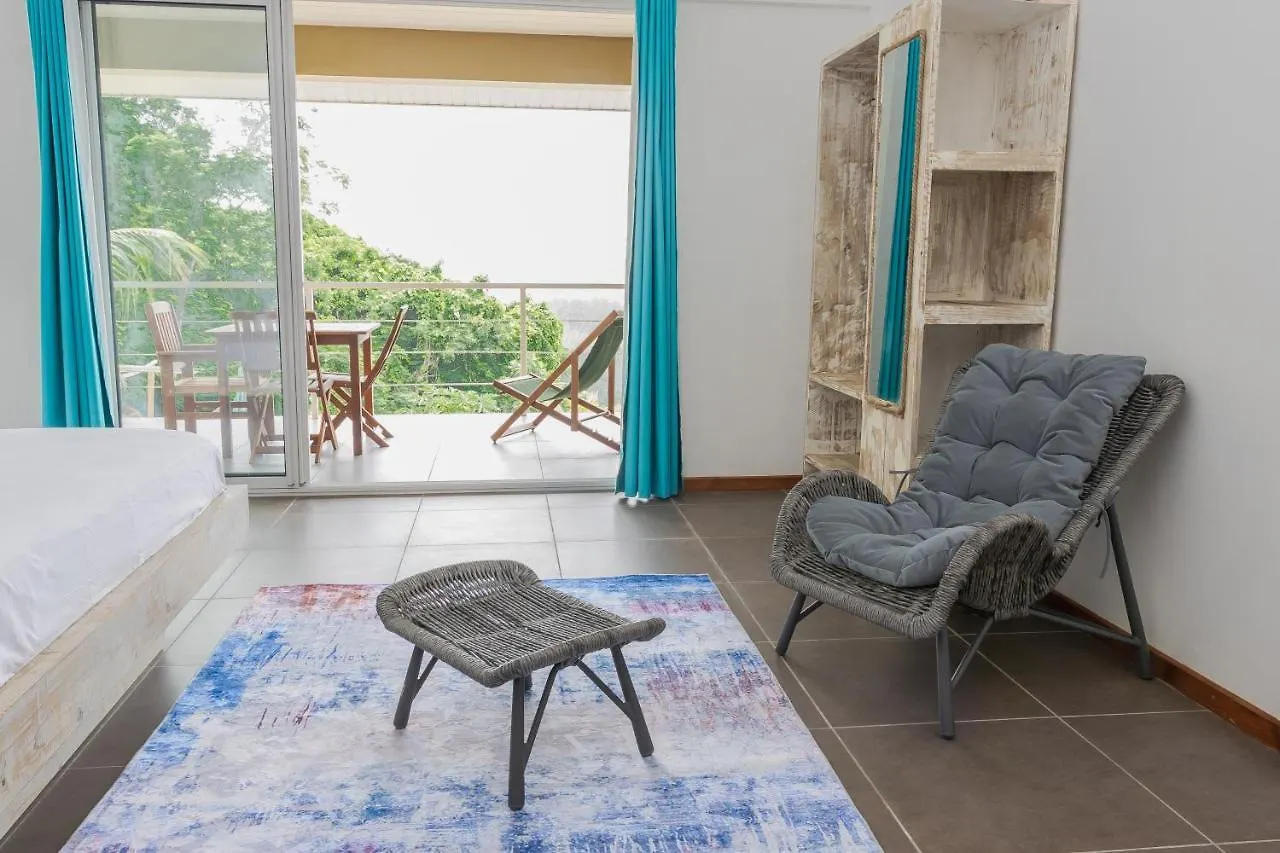 Auguste Holiday Residence 0*, Anse Etoile