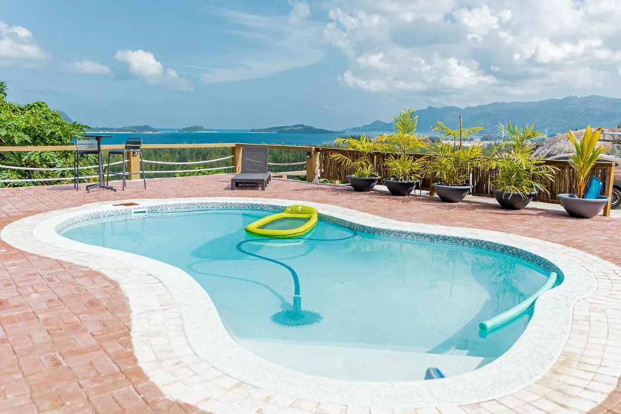 Auguste Holiday Residence 0*, Anse Etoile